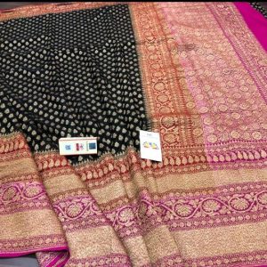 Pure khaddi georgette antique zari 3D